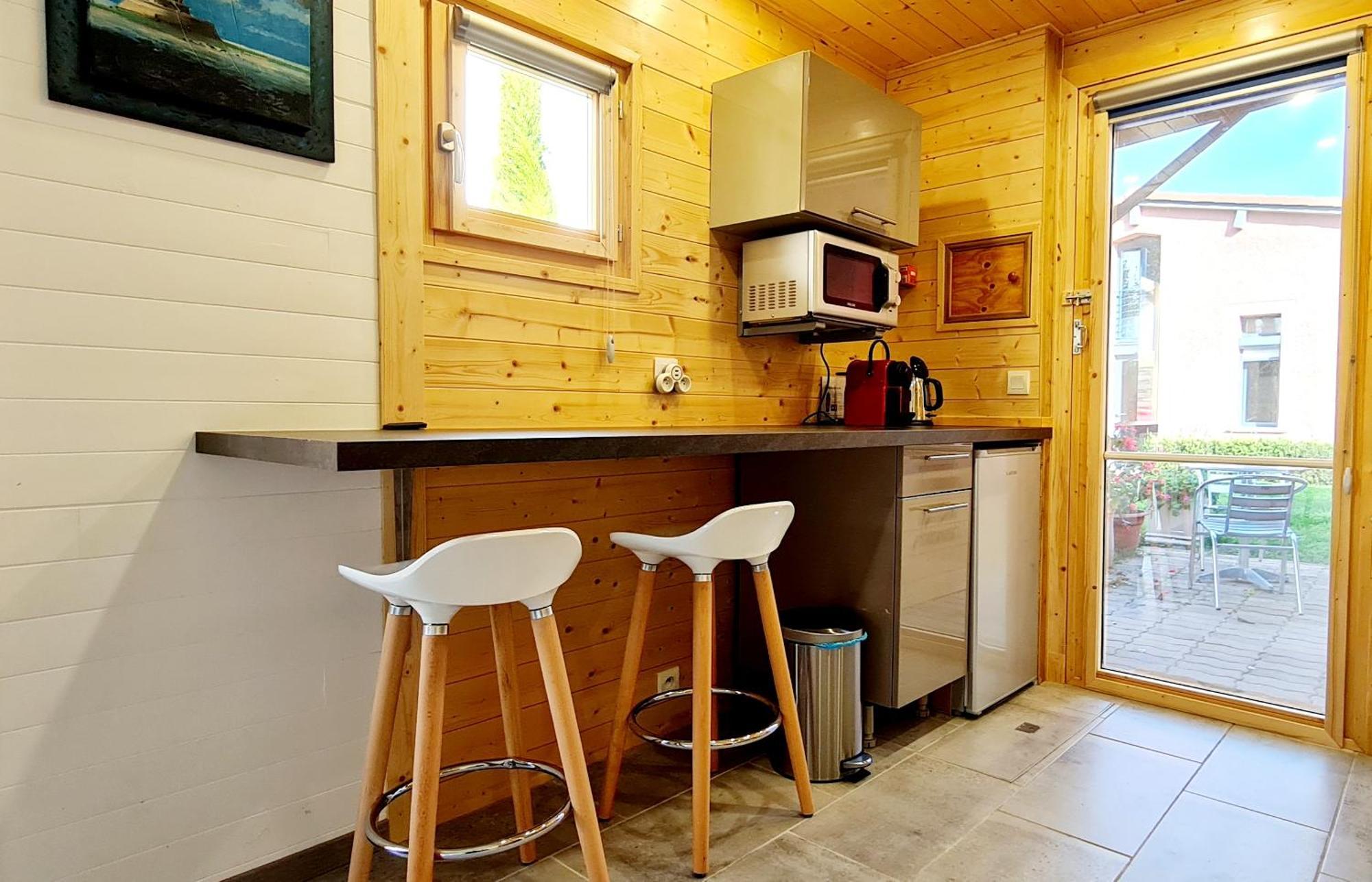 Cabane Cote Jardin Тулуза Экстерьер фото