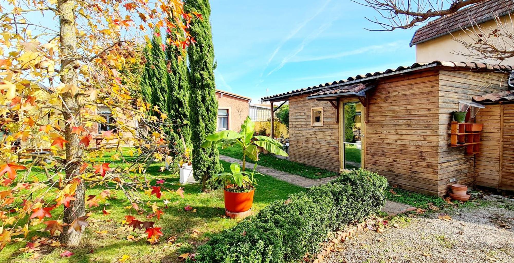 Cabane Cote Jardin Тулуза Экстерьер фото